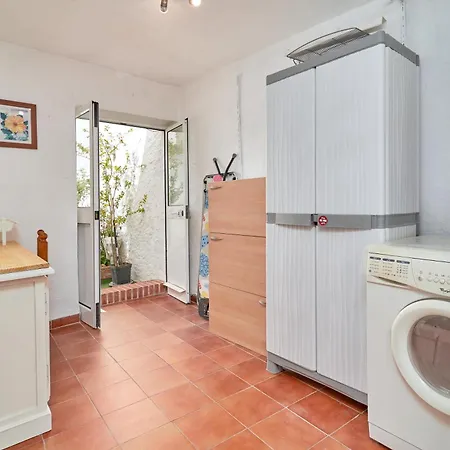 Casa Victoria G * Nerja